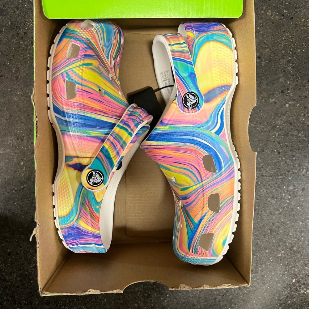 Tie dye cros